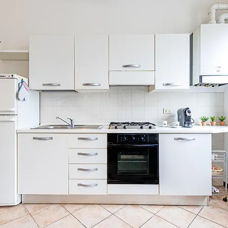 Shakira Apartment